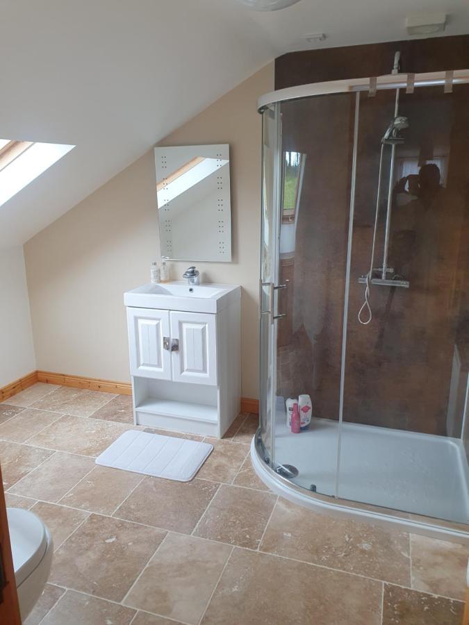 Urkers' Guest Accommodation Crossmaglen Экстерьер фото